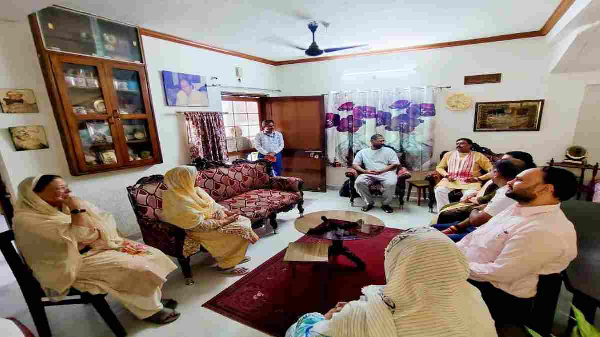 पद्मश्री बशीर बद्र को श्रद्धांजलि: MP सरकार स्थापित करेगी साहित्यिक पुरस्कार, संस्कृति मंत्री धर्मेंद्र लोधी ने की घोषणा