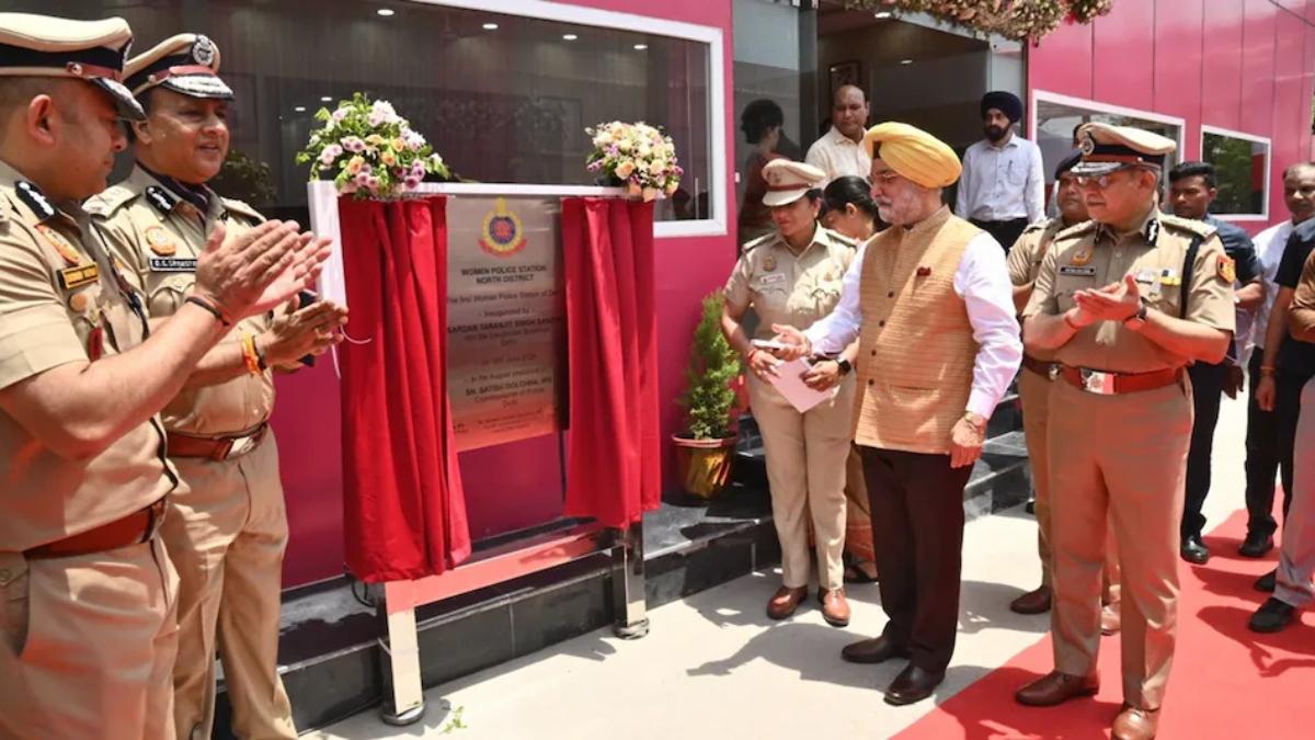 दिल्ली को ‘पहला महिला पुलिस थाना’ मिला, रेखा गुप्ता सरकार का महिला सुरक्षा की दिशा में बड़ा कदम