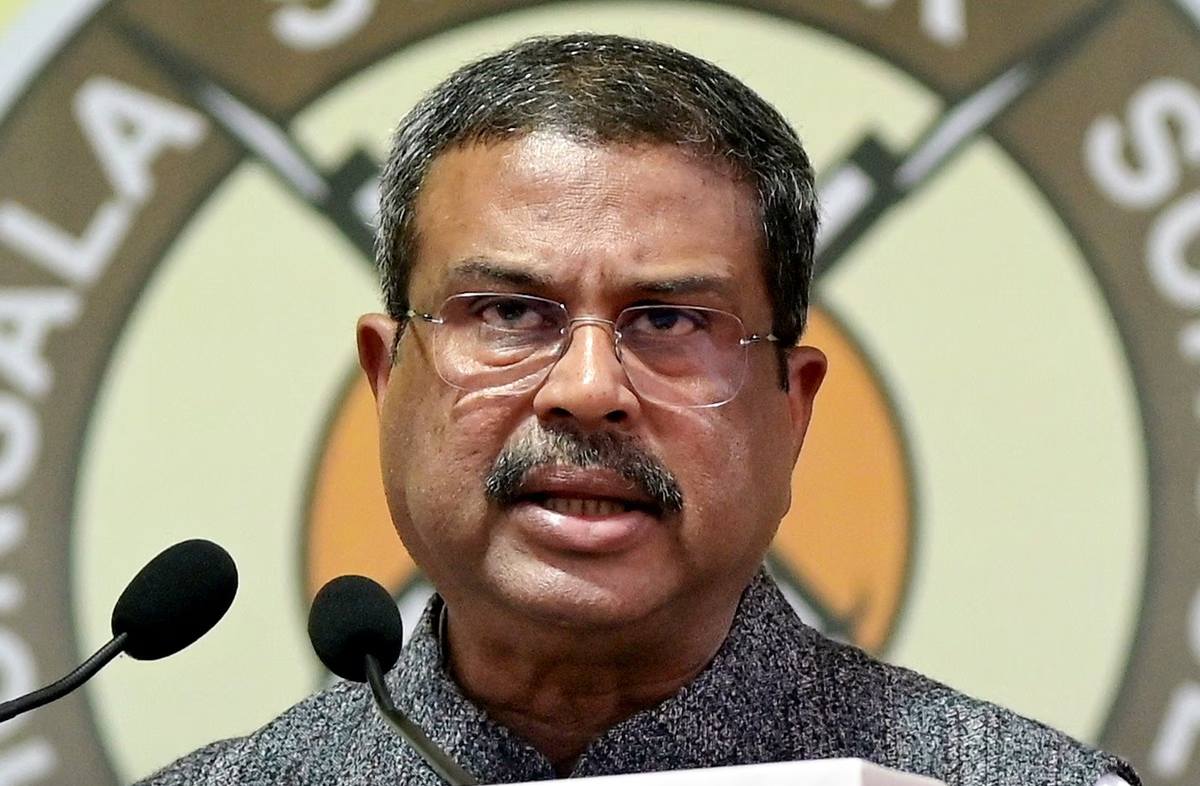 Re-NEET Exam से पहले दबाव में शिक्षा मंत्री धर्मेंद्र प्रधान, अचानक पहुंचे NTA दफ्तर, तैयारियों का जायजा लिया