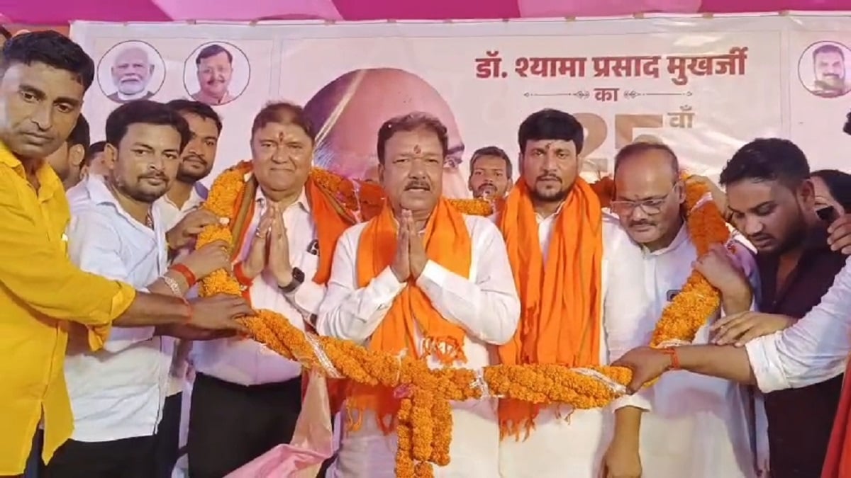 ‘केवल निलंबन नहीं, अब जाएगी नौकरी’, मंत्री दिलीप जायसवाल ने भ्रष्ट अफसरों को दी खुली चेतावनी