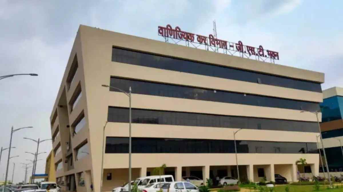स्टेट जीएसटी की बड़ी कार्रवाई : राजनांदगांव में 76 करोड़ रुपए की फर्जी बिल ट्रेडिंग का खुलासा, संचालक गिरफ्तार