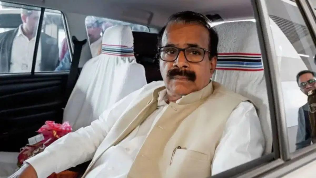 मोदी सरकार के मंत्री जॉर्ज कुरियन ने इस्तीफा दिया, राष्ट्रपति ने स्वीकार किया, जानें इसके पीछे की चौंकाने वाली वजह