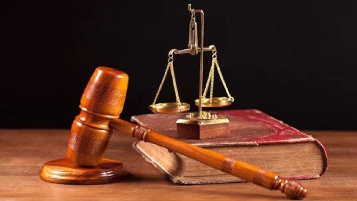 पिता को मारकर लाश के टुकड़े-टुकड़े कर बाल्टियों में भरा और… अब फांसी पर लटकाए जाएंगे कलयुगी बेटा-बेटी, पत्नी को भी उम्रकैद