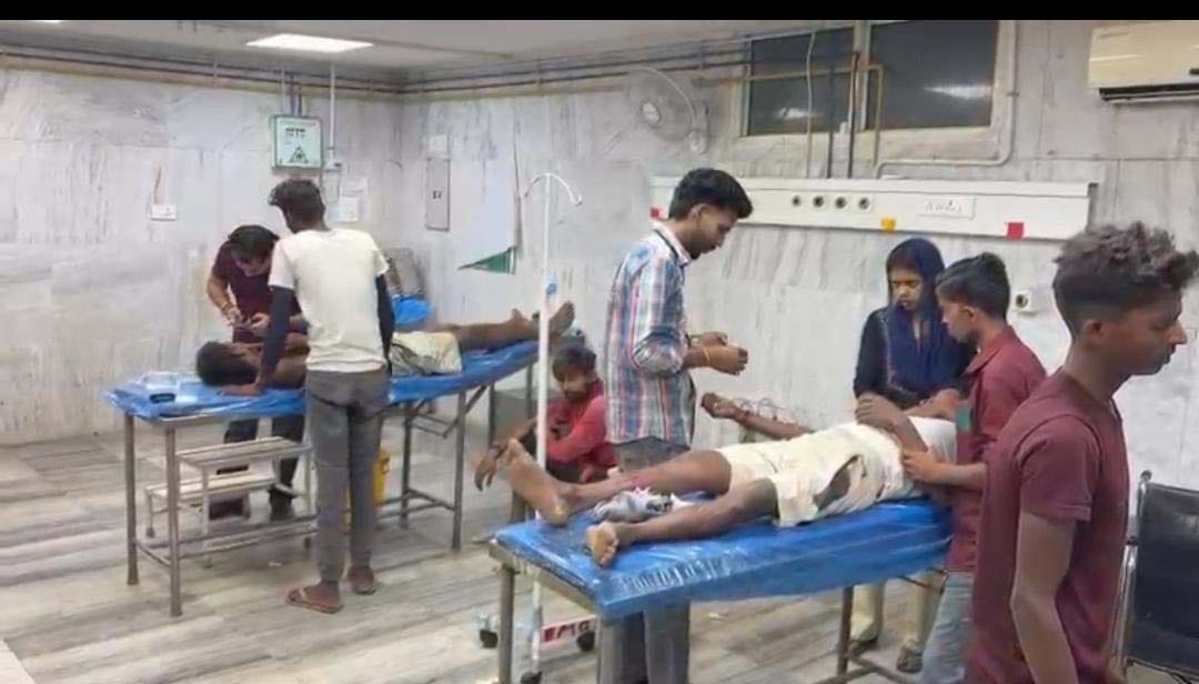 गुरदासपुर में गैस सिलेंडर विस्फोट: दो बच्चों समेत 8 लोग झुलसे, इलाके में मची अफरा-तफरी