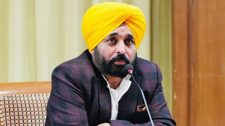 पंजाब की महिलाओं को बड़ा तोहफा: 1 जुलाई से मिलेंगे ₹1000 और ₹1500 प्रतिमाह, मान सरकार ने रखा ₹9300 करोड़ का बजट