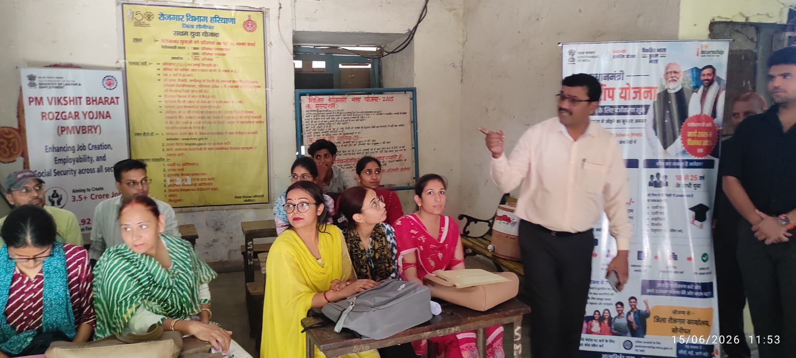 सोनीपत रोजगार मेले में 72 युवाओं को मिला रोजगार, मनोज कुमार बोले- आत्मनिर्भर भारत की ओर बढ़ रहे युवा