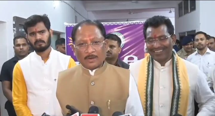 सीएम साय ने कहा – इसी महीने जनता के लिए शुरू होगी मुख्यमंत्री हेल्पलाइन… अब घर बैठे प्राप्त कर सकेंगे राजस्व रिकॉर्ड