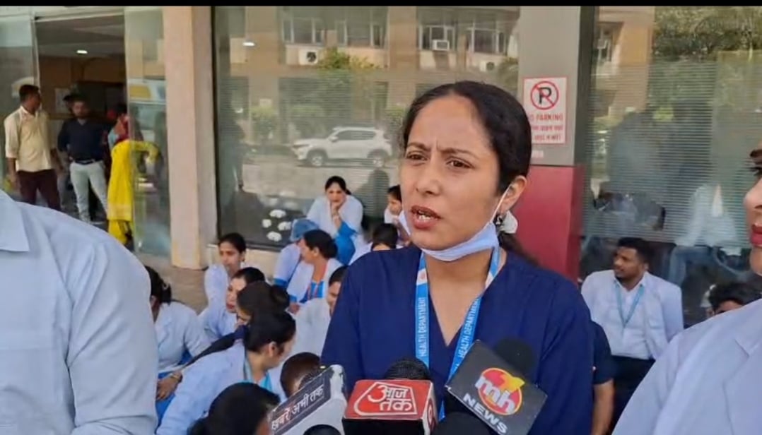रेणु भाटिया माफी मांगें, वरना आंदोलन होगा तेज: नर्सिंग ऑफिसर्स