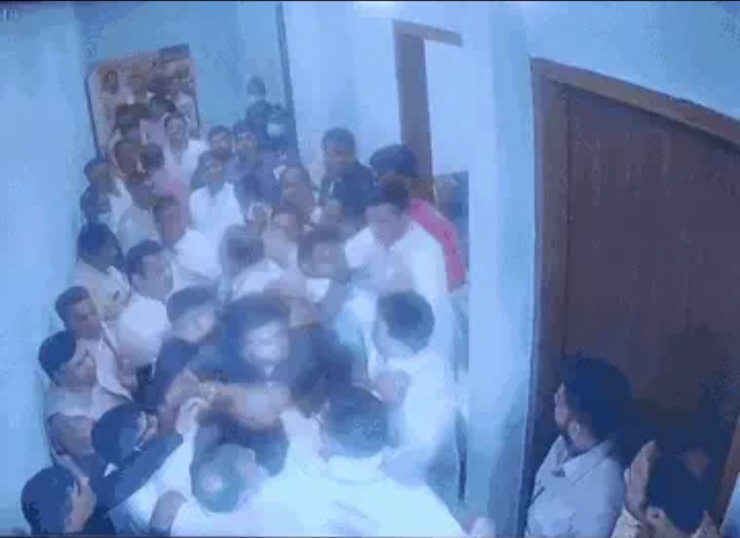 पानीपत: AC की ठंडी हवा नहीं मिली, तो बरस पड़े थप्पड़-घूंसे; गार्डन मालिक का बेटा लहूलुहान