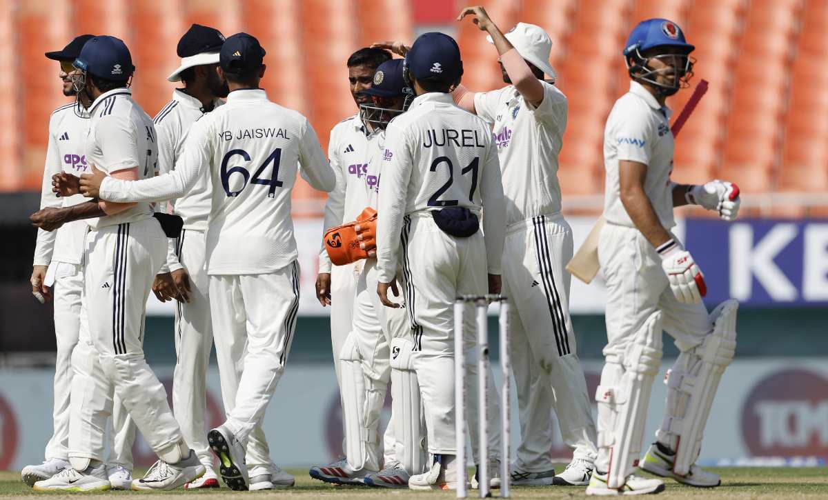 IND vs AFG Test Day 2: भारत की मुकाबले पर पकड़ मजबूत, अफगानिस्तान ने स्टंप्स तक 5 विकेट खोकर बनाए 113 रन, डेब्यूटेंट मानव सुथार ने झटके 3 विकेट