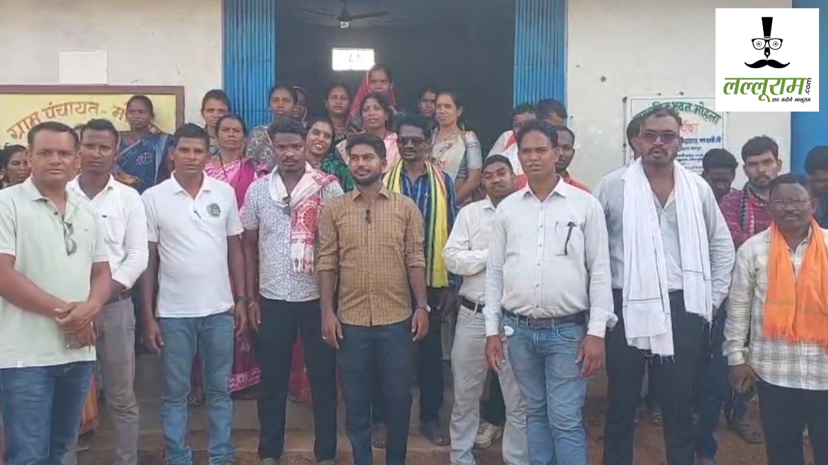सरपचों ने दी सामूहिक इस्तीफे की चेतावनी : CEO के तबादले की मांग पर अड़े, कहा- प्रशासनिक आतंकवाद से दिलाएं छुटकारा