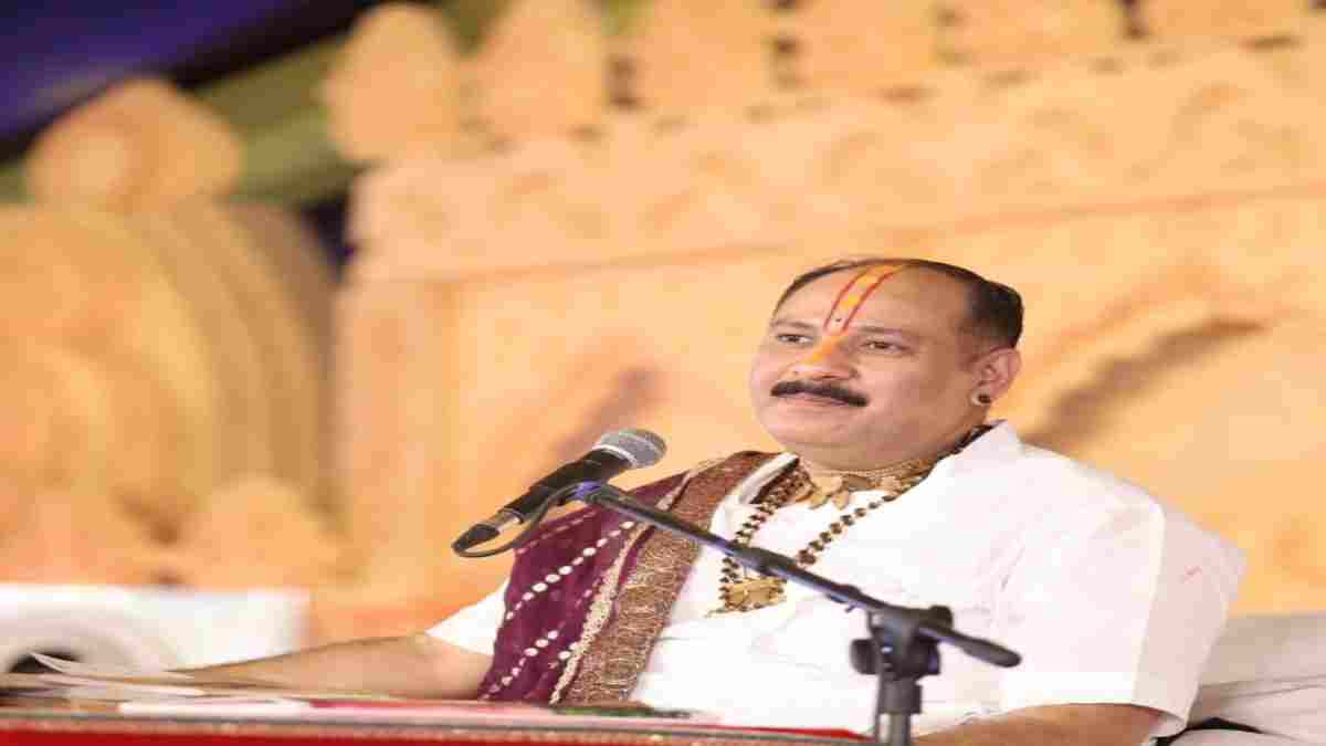 पंडित प्रदीप मिश्रा ने लखनऊ हादसे पर जताया गहरा दुख, मृत बच्चों को श्रद्धांजलि देते हुए हुए भावुक