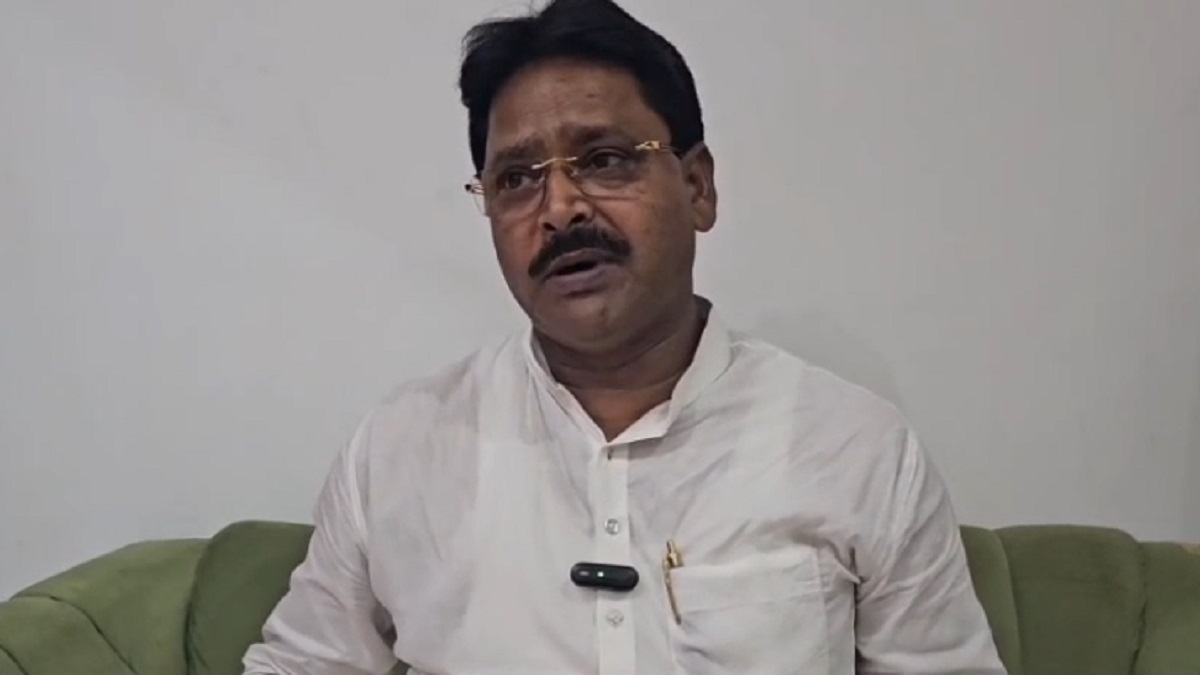 राजद नेता गुड्डू चंद्रवंशी को युवक ने दी बम से उड़ाने की धमकी, गाली-गलौज भरा वीडियो वायरल