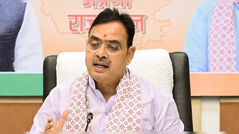 दिल्ली रवाना हुए सीएम भजनलाल, यमुना जल समझौते पर आ सकती है बड़ी खबर