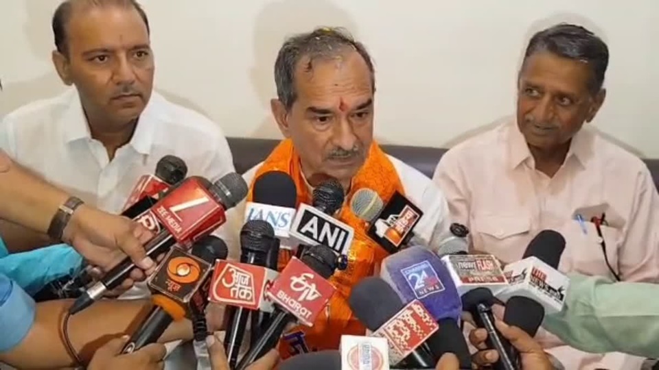 मदन राठौड़ ने गहलोत के गधे-घोड़े वाले बयान पर दिया जवाब, कहा- अब किस मुंह से कर रहे बात?