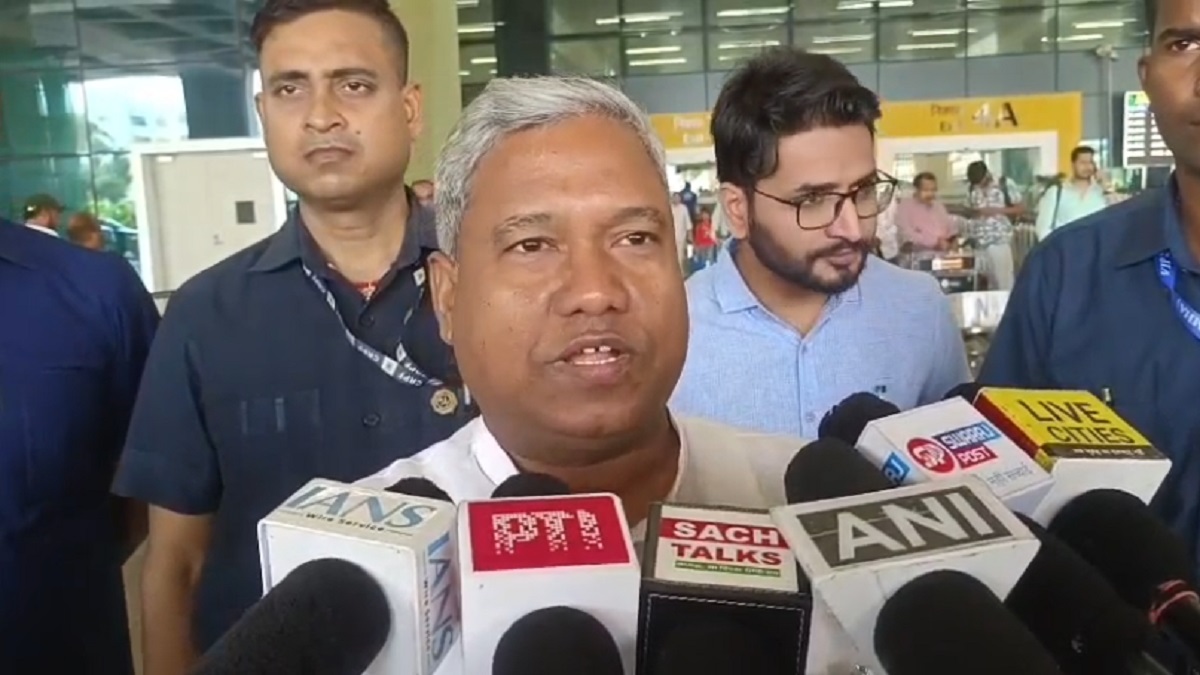 ‘देश में इंडिया गठबंधन नाम की कोई चीज नहीं’, संतोष सुमन का बड़ा बयान, बोले- राजद हो या सपा…