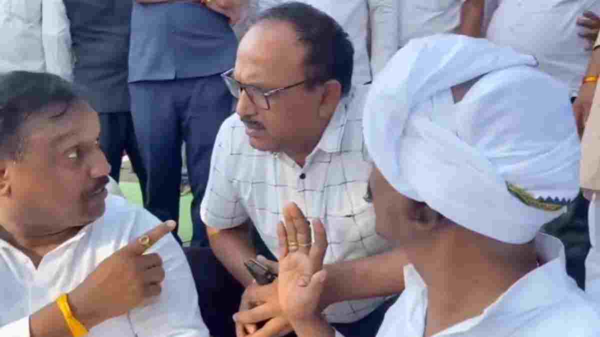 आंख मत दिखाइए… तहसीलदार पर भड़के पूर्व मंत्री, अधिकारी ने भी तमीज में रहने की दी नसीहत, देंखें Video