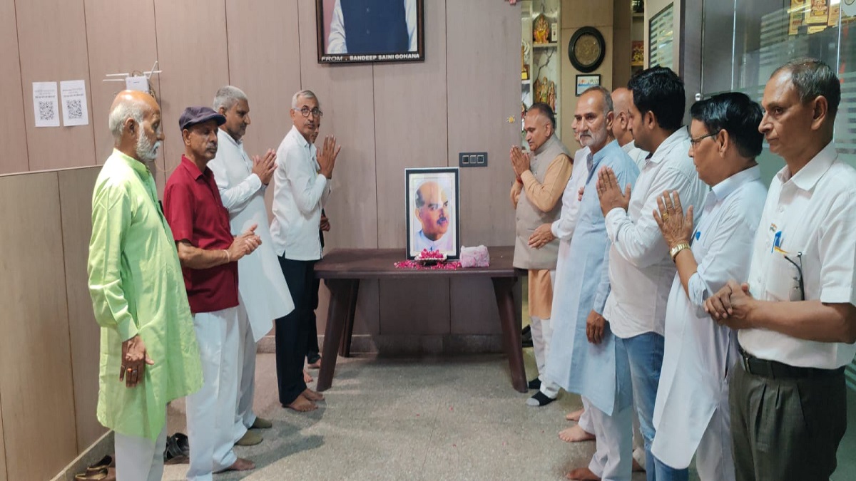 सोनीपत में श्यामा प्रसाद मुखर्जी को श्रद्धांजलि: मेयर ने की नया पार्क बनाने की घोषणा