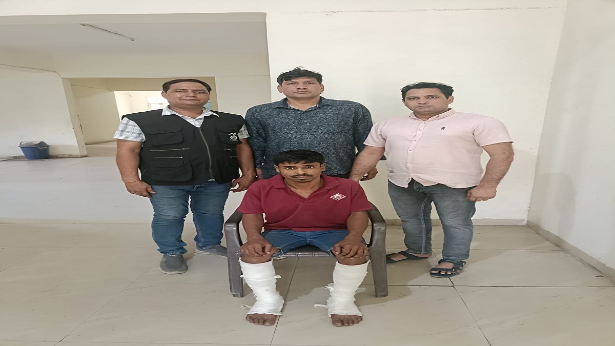 गुरुग्राम में महिला की गला घोंटकर हत्या: पुलिस को देख भाग रहा था आरोपी, नाले में गिरने से टूटे दोनों पैर
