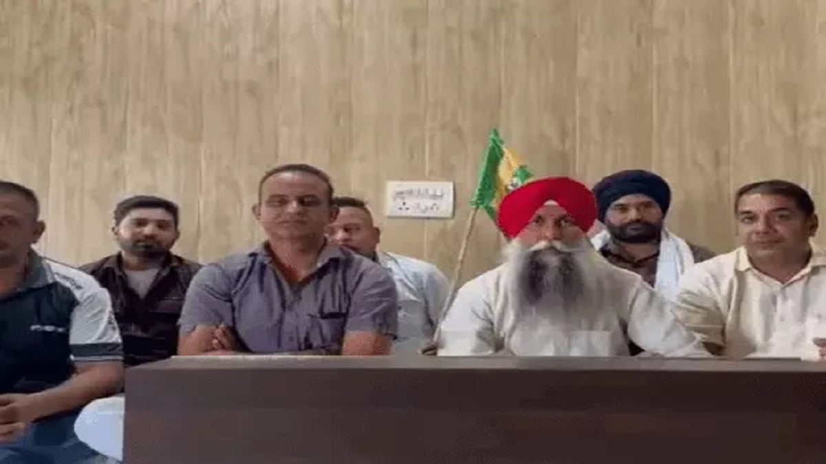 गेहूं पर पानी छिड़कने का मामला, इंस्पेक्टर अंकुर जांगड़ा पर FIR की मांग; आज BR इंटरनेशनल चौक पर फूंकेंगे पुतला