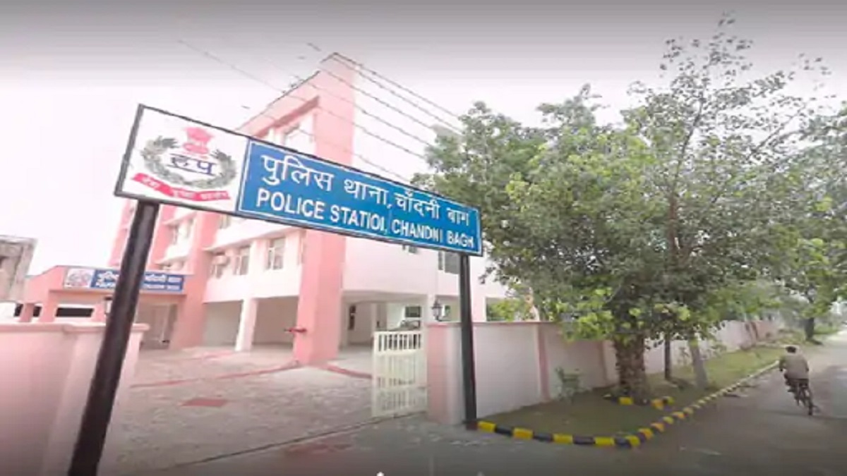 शादी वाले घर में पसरा मातम, मां की डांट के बाद 19 साल की खुशबू ने की आत्महत्या