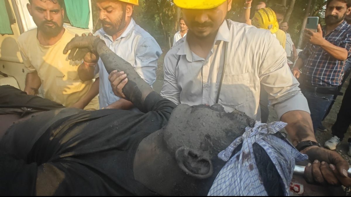 भूमिगत कोयला खदान में रूफ स्लाइडिंग: 2 श्रमिकों की मौत, खदान प्रबंधन के खिलाफ फूटा लोगों का गुस्सा