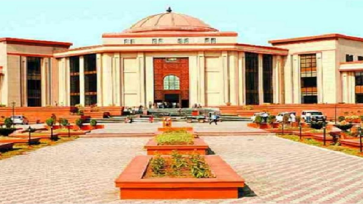 CG News : शिक्षकों को हाईकोर्ट से झटका, वरिष्ठता को लेकर याचिका खारिज