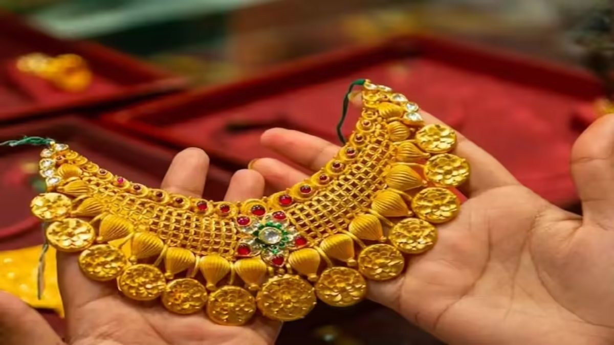 Gold Silver Price Today : सोने की कीमत हुई कम, चेक करें आज के लेटेस्ट रेट …