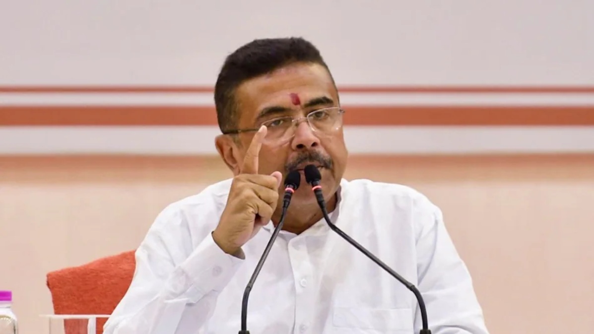 मंत्री स्वपन दासगुप्ता ने बीजेपी बंधुओं को सावधान करते हुए चेताया, कहा- TMC के लोग अपने पुराने पाप धोना चाहते हैं