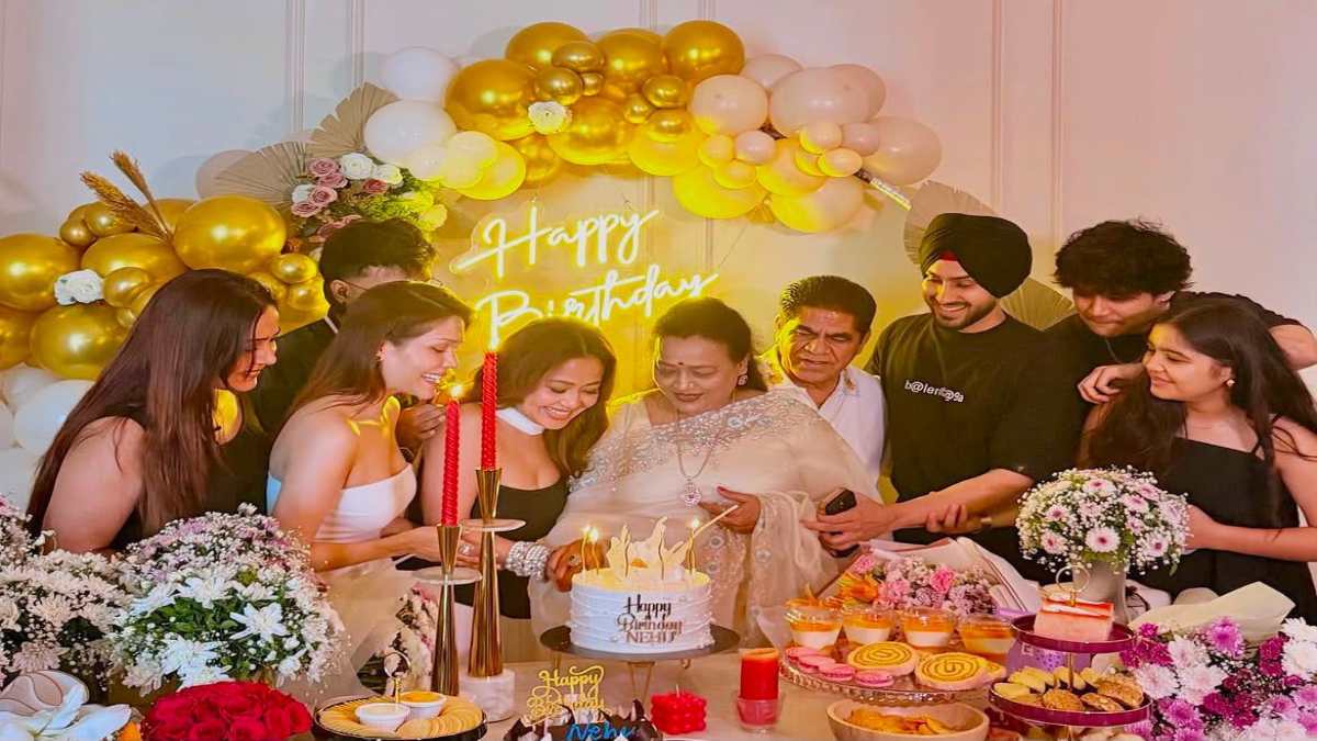Neha Kakkar के जन्मदिन पर पति रोहनप्रीत ने दिया खास सरप्राइज, लिखा प्यारा मैसेज …