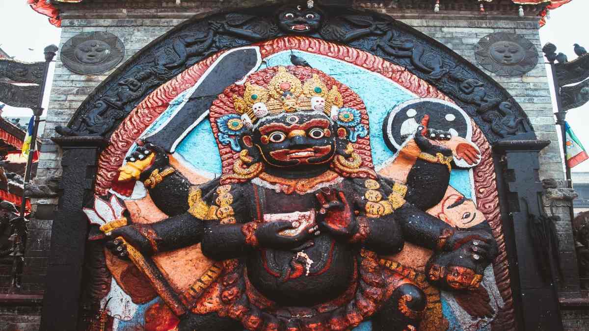 अचूक उपाय : आज कालाष्टमी पर करें भैरव साधना, हर संकट, भय और नकारात्मक शक्तियों से मिलेगा छुटकारा …