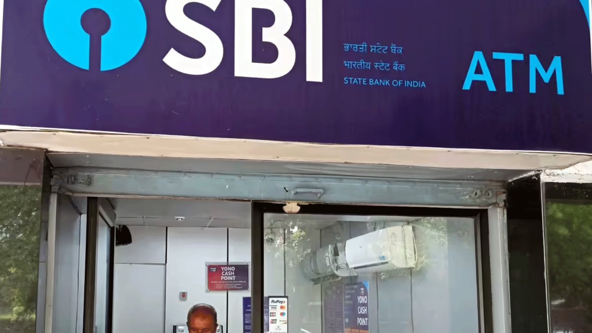 SBI ATM Cash Crisis 2026 : आखिर क्यों खाली हो रहे हैं एटीएम? जानिए CATMi की चेतावनी और पूरी वजह