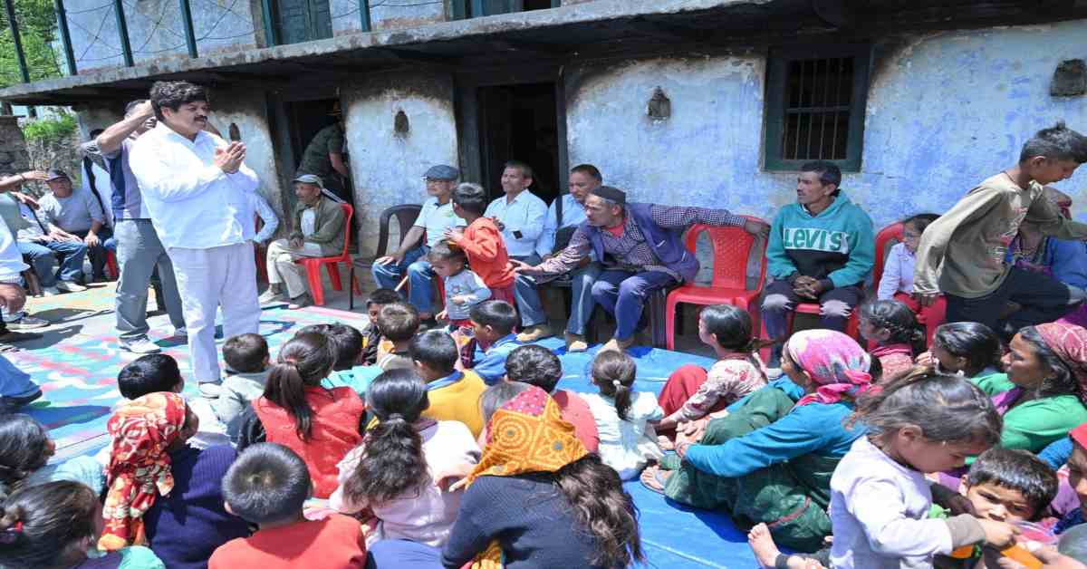 हर संभव मदद की जाएगी! केशव नेगी के परिवार से मुलाकात कर गणेश गोदियाल ने दिया भरोसा, भाजपा नेताओं को लेकर दे दिया बड़ा बयान