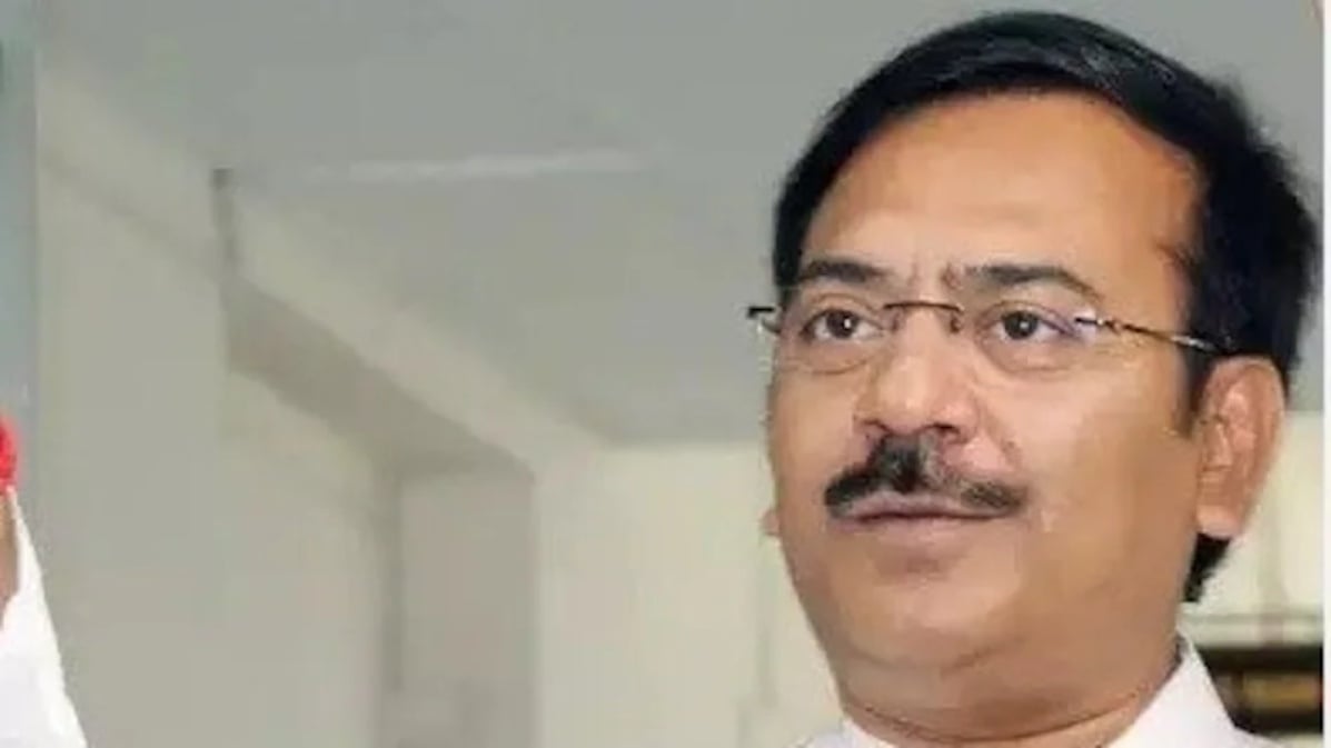 मेस्सी GOAT टूर मामले में पूर्व खेल मंत्री कभी भी हो सकते है अरेस्ट, हाई कोर्ट से नहीं मिली राहत