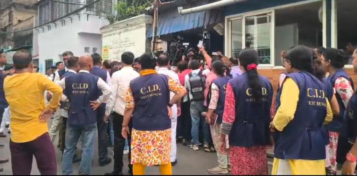 ममता के कालीघाट घर पहुंची CID, पूर्व टीएमसी विधायक सब्यसाची को पुलिस कस्टडी