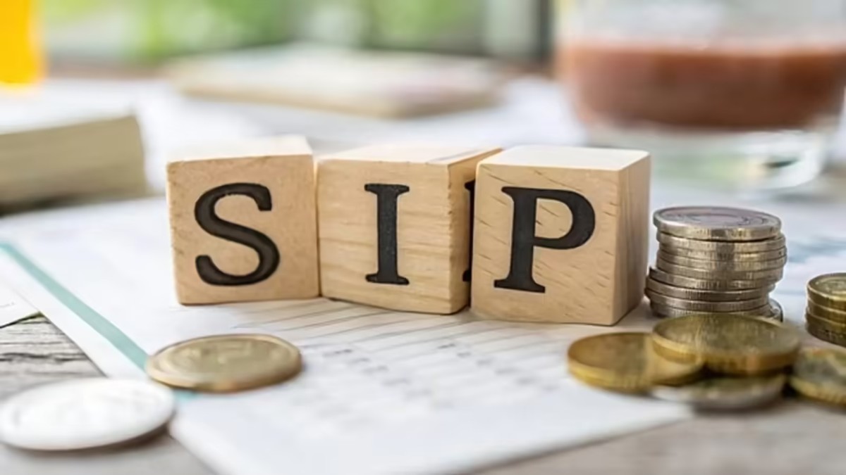 Retirement Planning Tips : 2,000 की SIP से बन सकता है 38 लाख का फंड, जानिए कंपाउंडिंग का पूरा गणित …