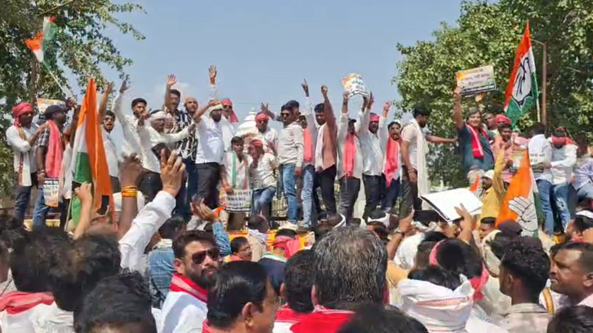 किसानों की मांगों को लेकर कांग्रेस ने कलेक्ट्रेट का किया घेराव, मुख्यमंत्री के नाम सौंपा 9 सूत्रीय मांगपत्र