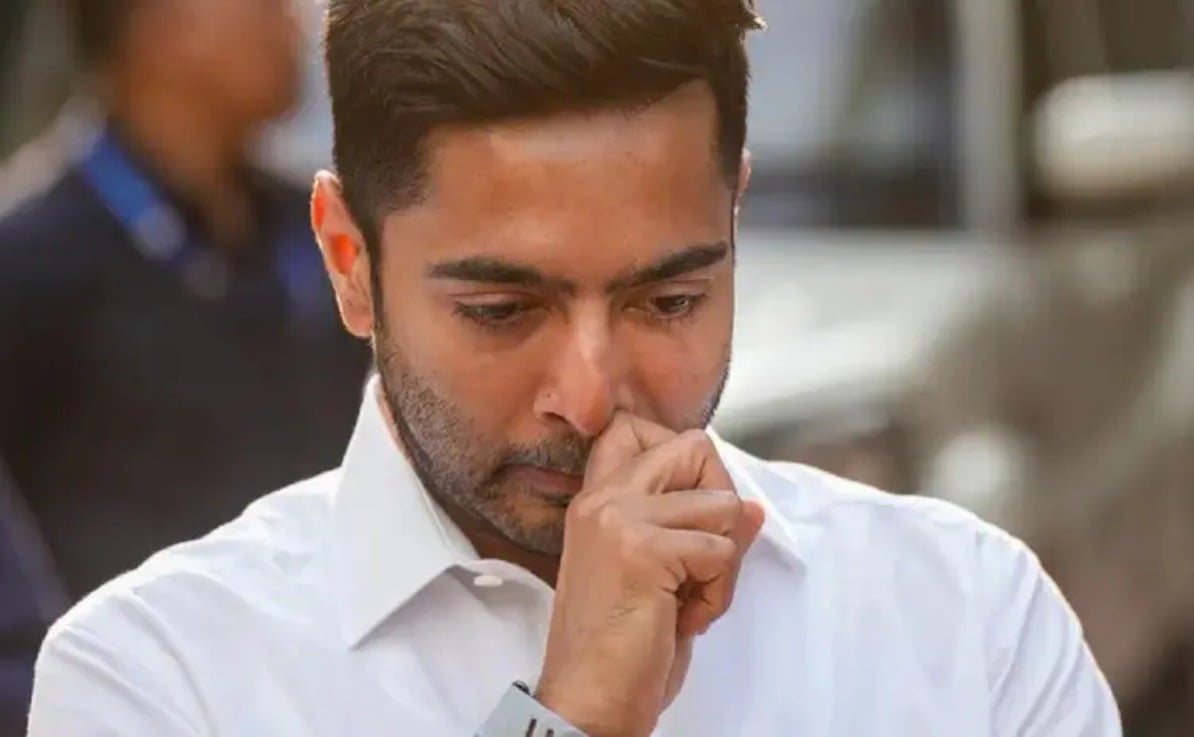 अभिषेक बनर्जी सहित 23 लोगों पर FIR दर्ज, 163 बीघा जमीन से मिट्टी बेचा, 300 करोड़ रुपये का सरकारी खजाने को लगाया चूना