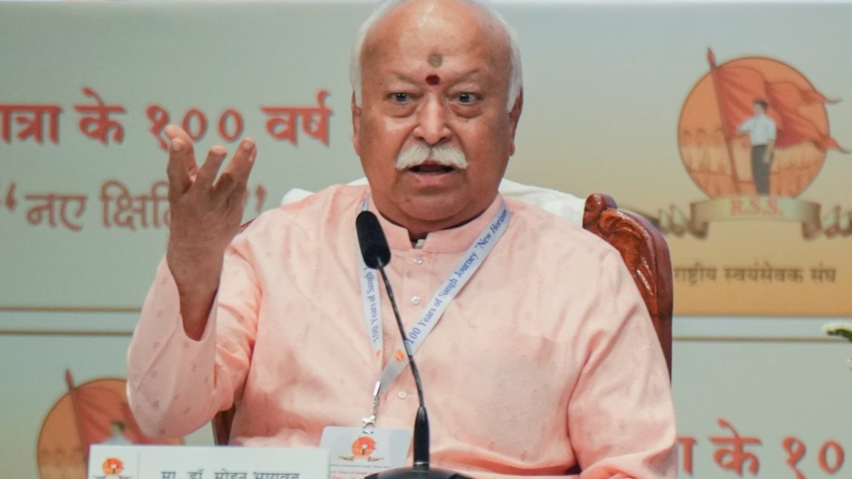 ‘हमें नैतिक मूल्यों के साथ खड़ा रहना होगा’, RSS प्रमुख ने एकता की बात करते हुए कहा- भारत का बढ़ना पूरी दुनिया के लिए जरूरी है