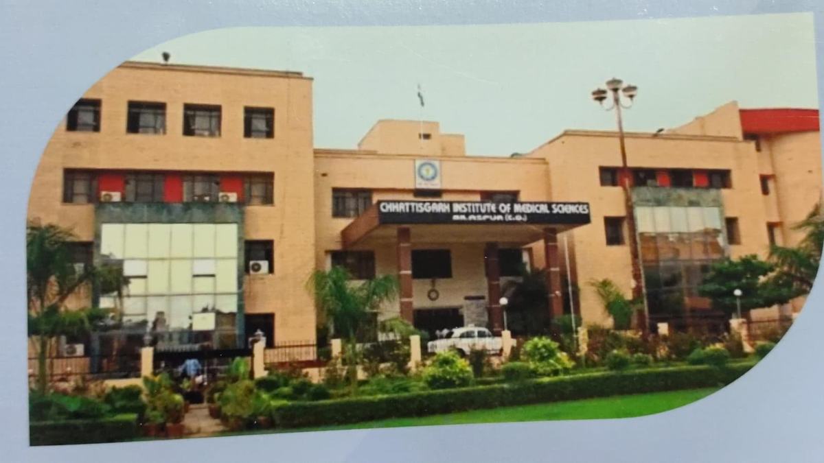 NEET छात्रों के तनाव को दूर करेगा सिम्स, 24×7 मानसिक स्वास्थ्य हेल्पलाइन सेवा शुरू, विशेषज्ञ देंगे मार्गदर्शन
