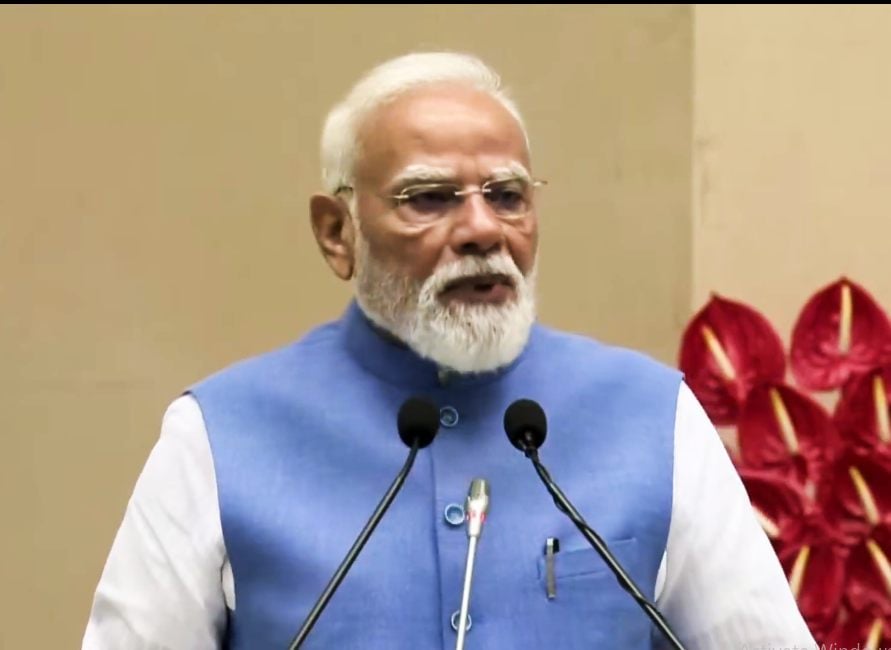 विकसित भारत रोजगार योजना: 15 लाख युवाओं को मिली ₹2,400 करोड़ की प्रोत्साहन राशि, PM मोदी बोले- रोजगार निर्माण बने राष्ट्रीय अभियान
