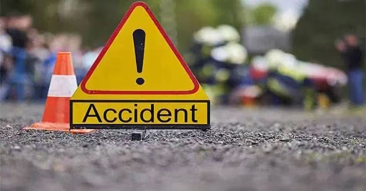 रफ्तार बना कालः बस ने स्कूटी को मारी ठोकर, डॉक्टर की मौत, युवती अस्पताल में लड़ रही जिंदगी की जंग