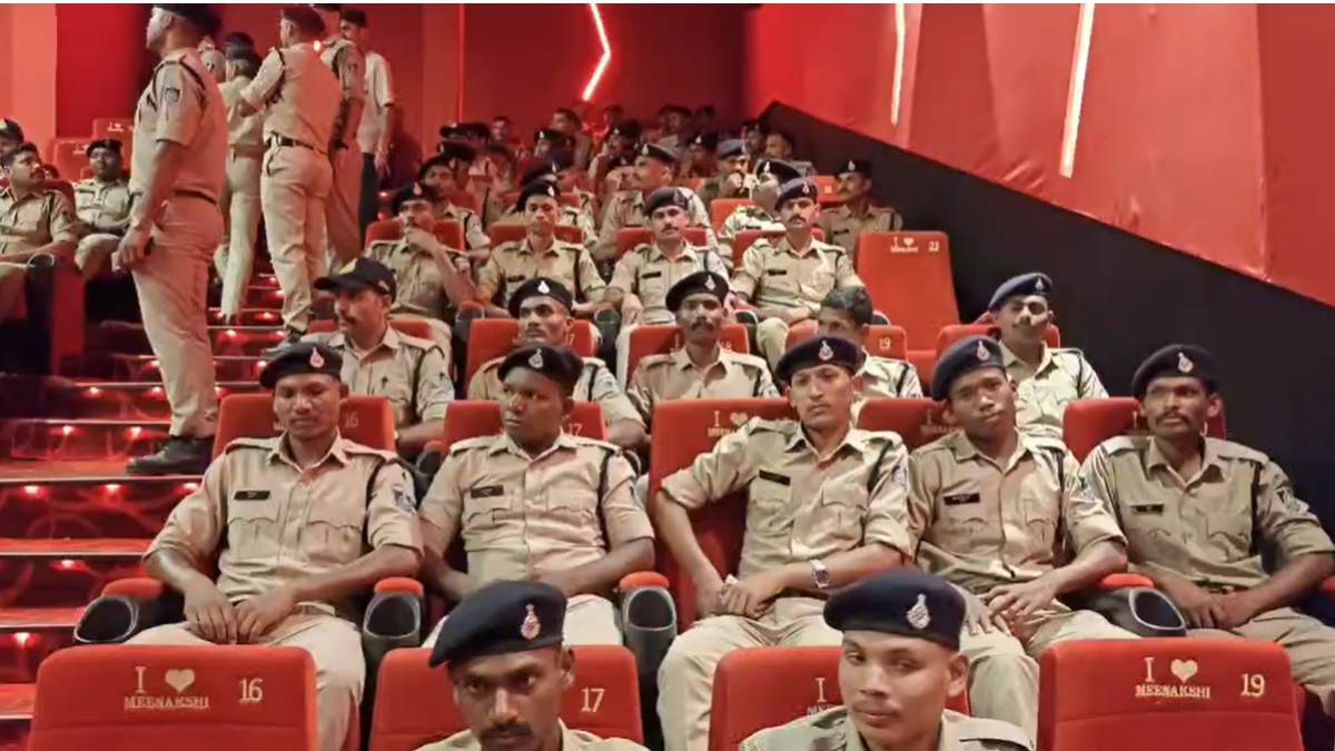 रीयल सिंघम पहुंचे रील सिंघम को देखने: ‘द नर्मदा स्टोरी’ के सस्पेंस ने उड़ाए होश