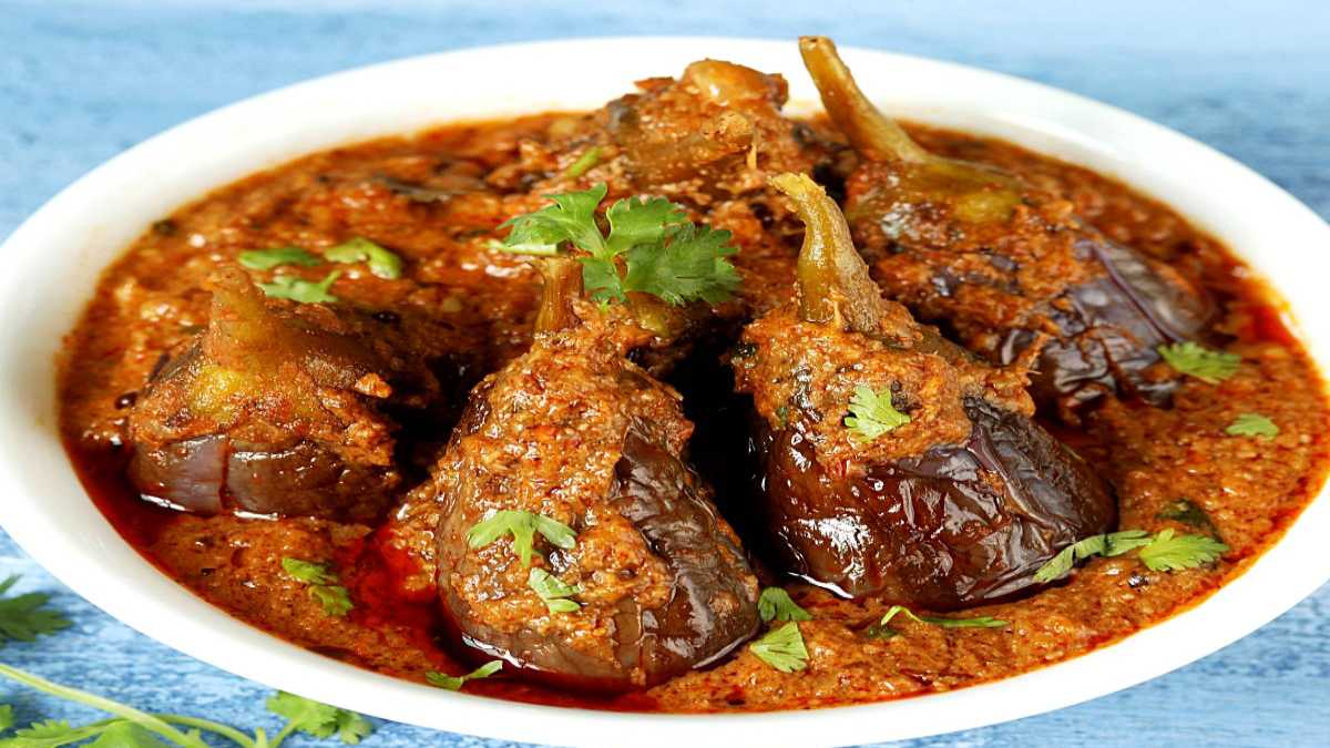 भरवां बैगन बनाते समय निकल जाता है सारा मसाला, इन ट्रिक्स को अपनायेंगे तो कभी नहीं बिगड़ेगी सब्जी …