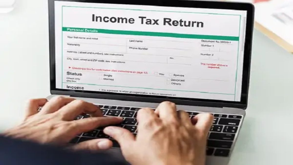 Income Tax Return 2026 Filing : 31 जुलाई तक फाइल कर दें इनकम टैक्स रिटर्न, वरना लाखों का लगेगा जुर्माना