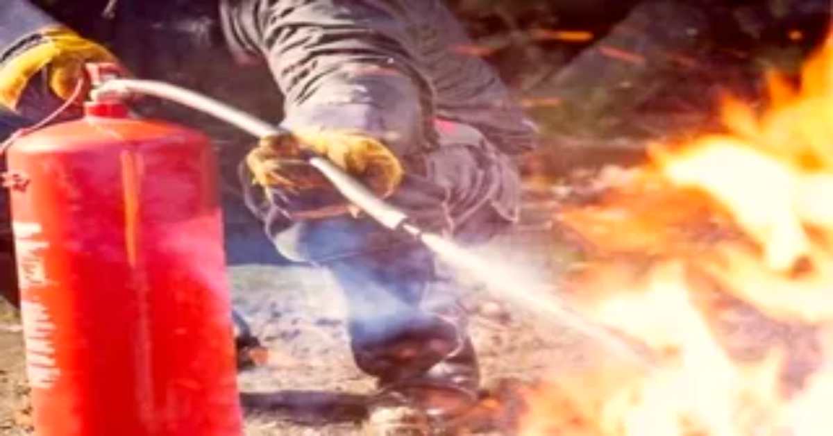 सेफ्टी से कोई समझौता नहीं होगा! राज्य में अग्नि सुरक्षा मानकों को करना होगा पुख्ता,अधिकारियों को मुख्य सचिव ने दिए अहम निर्देश