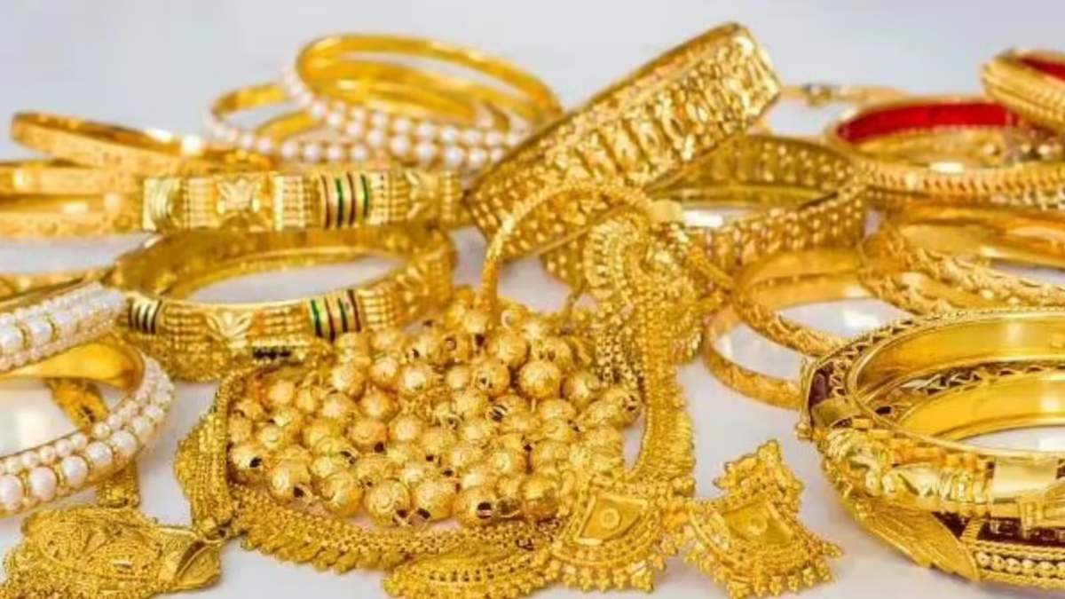 Gold Silver Price Today : सोना सस्ता या महंगा, दिल्ली-मुंबई समेत बड़े शहरों में 24K, 22K और 18K गोल्ड रेट जारी …