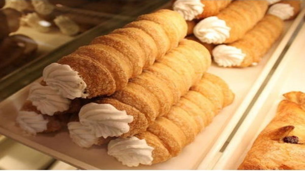 Crispy Cream Roll Recipe : घर पर आसानी से बनायें बाजार जैसा स्वादिष्ट क्रिस्पी क्रीम रोल, यहां जाने बनाने का आसान तरीका …