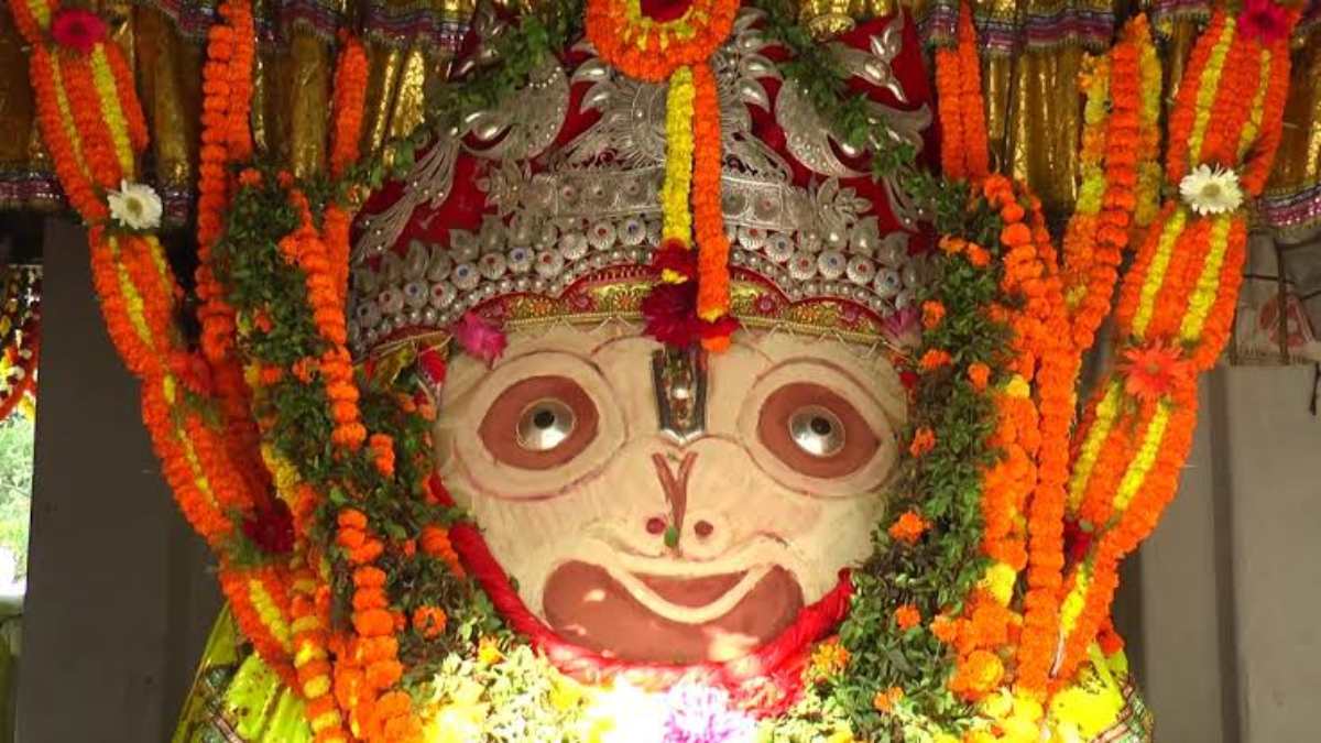 देवस्नान पूर्णिमा : कटक का नेमाल पद्मबन पीठ बना ‘दूसरा श्रीक्षेत्र’, उमड़ा भक्तों का जनसैलाब …