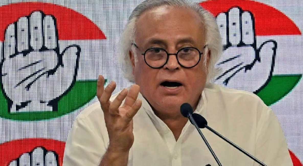 कांग्रेस नेता होटल अरेस्ट होने पर पार्टी महासचिव हुए हमलावर, जयराम रमेश ने कहा- पीएम मोदी की ‘चुप्पी’ से धार्मिक आस्था को ठेस पहुंच रही